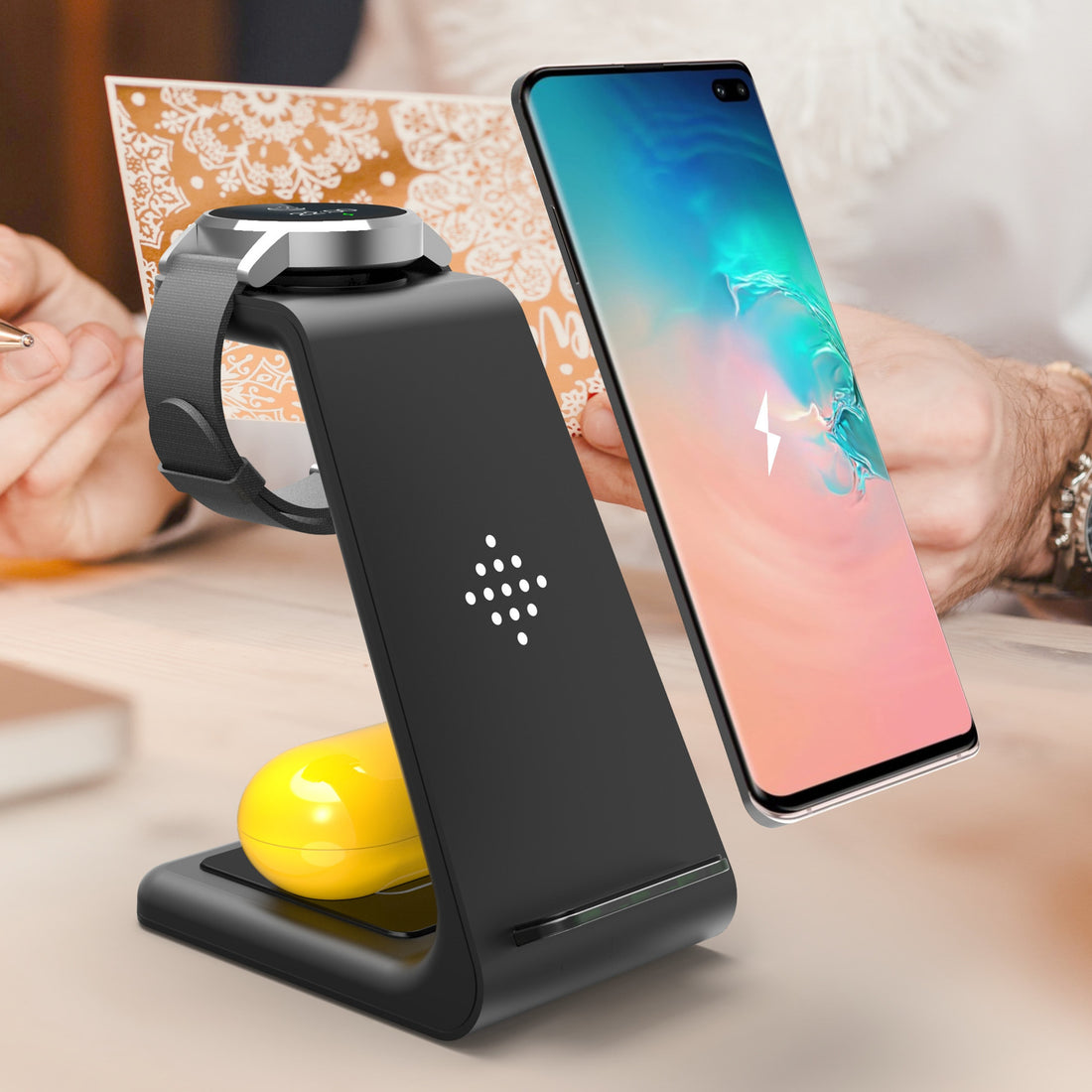 3-in-1 Fast Wireless Charging Dock – Phone Stand